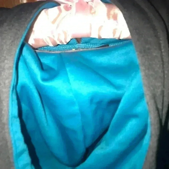 WOMENS UNDER ARMOUR PULLOVER HOODIE SIZE SMALL - Picture 7 of 8